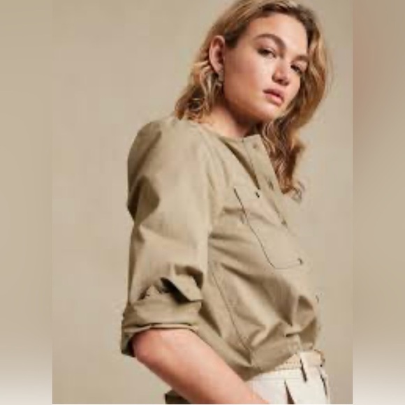 Banana Republic Maverick Tan Twill Button down Shirt size XS - Picture 6 of 14